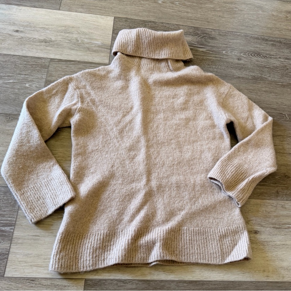 Rails Wool/Cashmere/Silk Blend Cowl Neck Sweater - XS